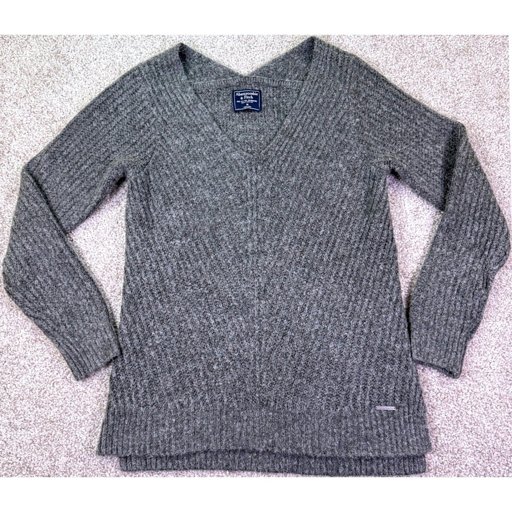 Abercrombie & Fitch Sweater Womens M Gray V-Neck Ribbed Knit Cozy Soft Pullover